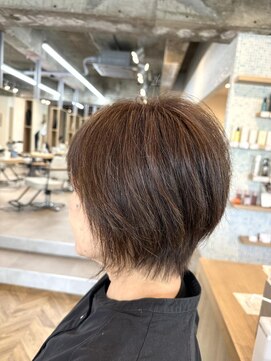 ロゴス 湖北本店(LOGOS) ミディアムヘア/暗めカラー/グランマッシュ/天王台