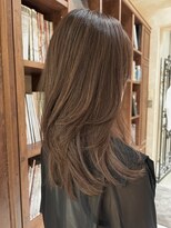 ビュートリアム265(BEAUTRIUM 265) ★ミディアムレイヤー/細めハイライト秋のモカベージュ/銀座20代