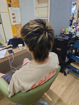 ブロッサム 東中野店 トレンドカラー×ウルフカットスパイキー清潔感ナチュラル
