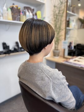 アンサ 長岡天神店(ANSA) ハイライト×丸みマッシュで、洗練された大人の余裕を。