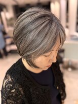 ステア ケース(stair case)&nbsp;【白髪率50％以上向け】白髪ぼかしグレー×ローライト