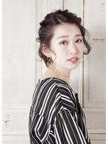 ティアラ(TIARA)&nbsp;おでこ出しハーフアップ