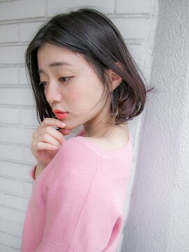 ルティア(Lutia) ダークアッシュ ワンカールボブ