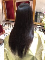 大嶋直樹の美容室 表参道&nbsp;高難易度縮毛矯正＝手で乾かしただけです。本当です。