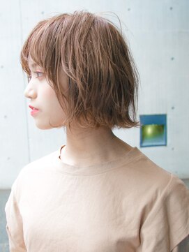 ルティア 池袋(Lutia) ダブルカラー　エアリーショート