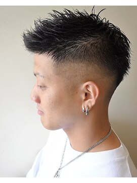 ココロ美容室 刈り上げショートスタイル