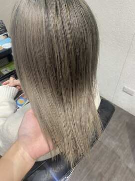 ココット 京橋店(cocotte) ホワイトベージュ