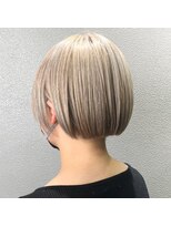 ミル(1001 mille)&nbsp;切りっぱなしボブのベージュカラー【1001mille】