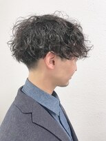 ジェナ(Jena)&nbsp;ツイスパ×かりあげマッシュ