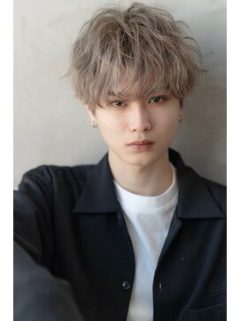 メゾンバイハバナ(maison by HAVANA) メンズセンターパートブリーチダブルカラー韓国マッシュ