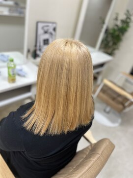 カリーナ(CARINA) ナチュラルベージュ