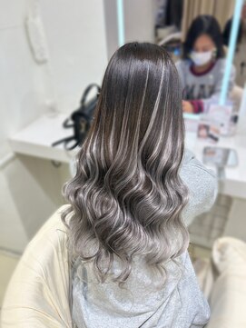 ヘイルジューシー(hail JUICY) バレイヤージュ/熊本エクステ