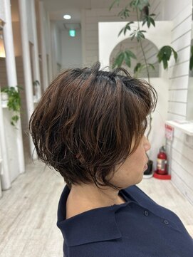 テラス ヘアアンドボタニカル(terrace) terrace岩政/パーマショート/30代40代/姪浜