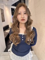 シェノン バイ アランスミシー 表参道(CHAINON by Alan smithee)&nbsp;TWICEサナ風ベージュカラー！