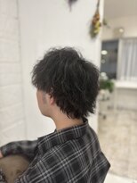 トイロ(toiro)&nbsp;王道にかっこいい！ショートウルフ×スパイラルパーマ♪