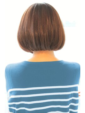レウナ 外苑前(Reuna) 【３０代４０代】大人女性におススメひし形ボブ