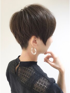 シャムオーツー 国分寺(CHAM:O2) 襟足すっきりショート