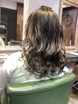 美容室 フィックス 次回はこの髪型みたいにパーマをかける予定です。