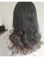 オズギュルヘア(Ozgur hair) グレージュ系グラデーションカラー