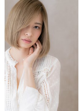 カバーヘア ブリス 北浦和(COVER HAIR bliss) 外国人風シルキーベージュ前下がりボブ305Z北浦和10代20代30代