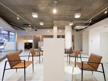 大切な1日の終わりや、お休みの日に過ごすYUCCAでのひと時が日常の少しの憩いの場になるよう。