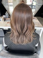 フォルテ 城北店 ミディアム×シルキーベージュ×韓国風スタイリング