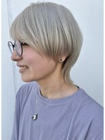 ドアベルヘアリビング(Door Bell hair Living)&nbsp;ホワイトカラー×ウルフカット