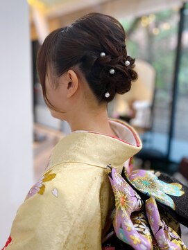 ジラ ヘアアンドメイク(girra HAIR&MAKE) 振袖着付け