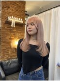 ペールピンク レイヤー ナチュラルヘアスタイル