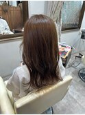 オリーブベージュ