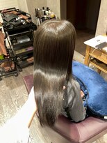 アフィナー(Afinar) 【横浜/横浜駅】オリーブグレージュ