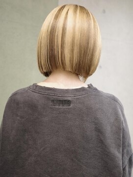 キャロルガーデンズ ボコカ 表参道(Carroll Gardens bococa) デザインカラー、ローライトデザイン、ボブ