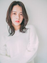 **Stylist かわた**～あなたの魅力を引き出すカラー＆カットのプロ！オフィス映えナチュラルスタイルを実現