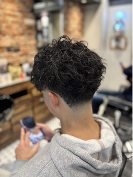 クラメール パリ トーキョー(Kraemer Paris TOKYO)の写真/カジュアルもビジネスもキマる再現性の高いスタイルをご提案！ON・OFFキマる清潔感あふれるスタイルに！