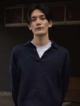 メンズセンターパート