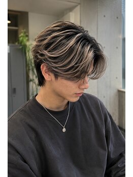リア 八尾(Lia)の写真/メンズバレイヤージュとハイライトで立体感を演出する洗練されたデザインカラー♪