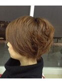 くせを活かしたショートボブ