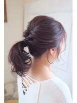 モカ ヘアーデザイン(moca HAIR DESIGN)&nbsp;ピンク系にカラーしてポニーテールに