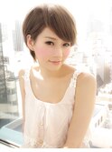 大人可愛い耳掛けショートヘアスタイル☆