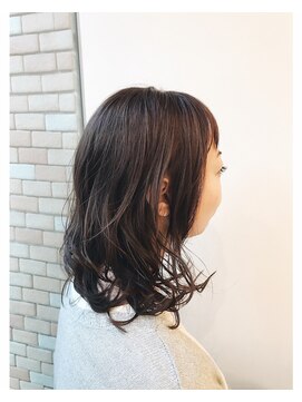 ブラット(brat) ふんわりゆる巻きロブ