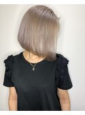 20代30代40代/ストレートでもキマるボブグレージュカラー！