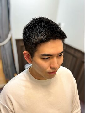 ミリオンバックス 上野(Million Bucks) ベリーショート<理容室>[メンズ/シェービング/床屋/上野]