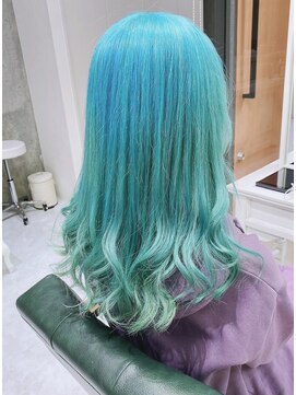 デイズ(days) ケアブリーチ/インナーカラー/ダブルカラー/ハイトーン/水色