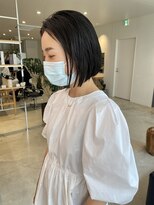 ジリ(JILI) 【大人女子】切りっぱなしボブ×酸性シルクストレート 福永