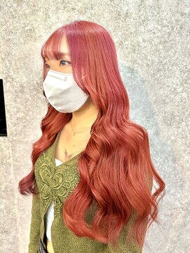 ラビス(Lovis) ハッシュカット/フルバング/似合わせカット/レッドブラウン