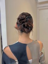 ヘアアレンジカチモリ結婚式2次会ヘア_黒髪ボブルフネビージュ