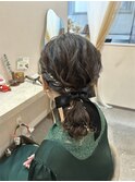 ミディアムやボブの方でも＊シンプルローポニー
