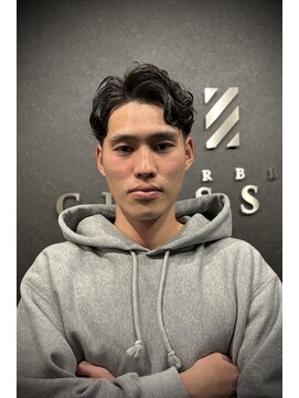 バーバークラシックス(BARBER CLASSICS) かきあげパーマスタイル