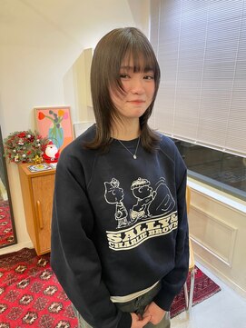 ヘアーアイスカルテット(HAIR ICI QUARTET) くびれボブウルフ透明感シルバーアッシュグレージュカラー