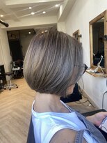 ハーツ(Heart's)&nbsp;脱白髪染めカラーボブ